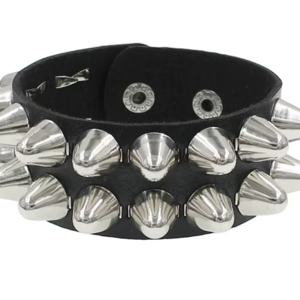 TWO ROUND BIG CONE STUD